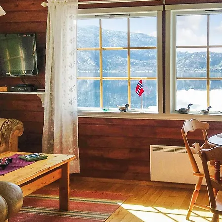 Awesome In Hyllestad With Kitchen Hovland (Sogn og Fjordane)